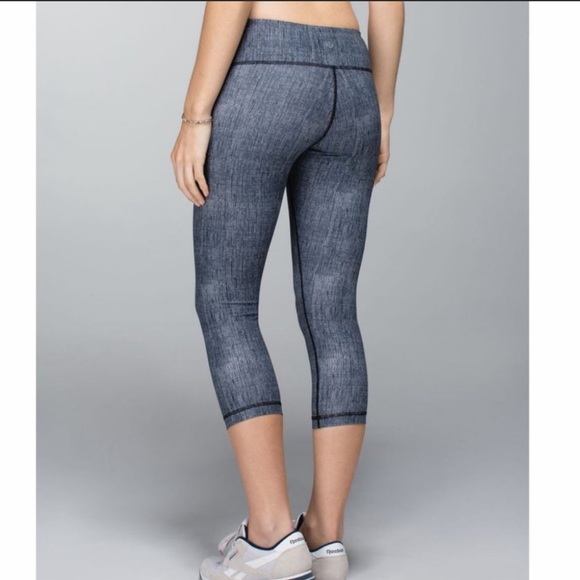 Lululemon Wunder Under Burlap Texture Cropped Leggings Size 4 - Picture 2 of 16